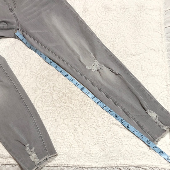 YMI High Rise Light Gray Distressed Skinny Jeggings Size Small - Picture 7 of 10